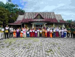 Penyerahan Piala dan Piagam Pada Para Juara O2SN Tingkat SD sekecamatan Pasir Penyu Tahun 2026