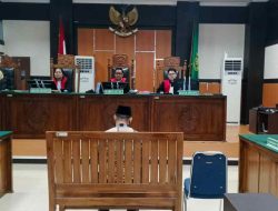 Sidang Lanjutan Kasus Dugaan Penggelapan Mobil PT Torgandai, SR Bacakan Pembelaan