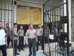 Irjen Arman Achdiat Keliling Cek Fasilitas di Mapolda Riau, Mulai Ruang SPKT hingga Sel Tahanan